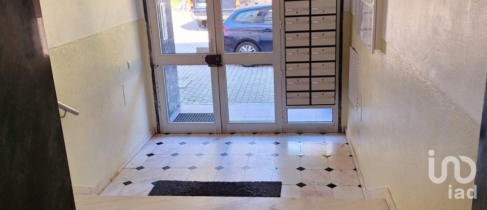 Apartment T3 in Queluz e Belas of 95 m²