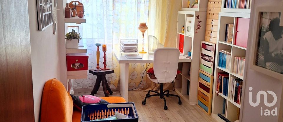 Apartment T3 in Queluz e Belas of 95 m²