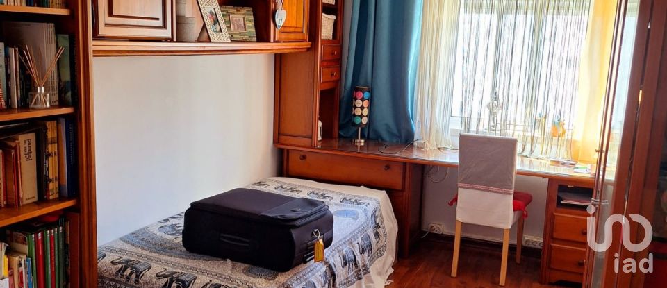 Apartment T3 in Queluz e Belas of 95 m²