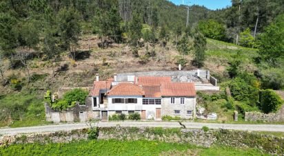 Maison de village T6 à Espinhal de 395 m²