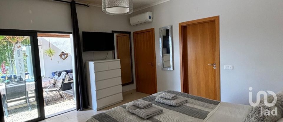 House T3 in Conceição e Cabanas de Tavira of 199 m²