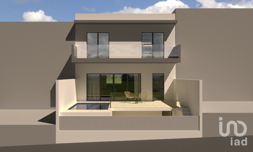 Maison T3 à Estômbar e Parchal de 297 m²