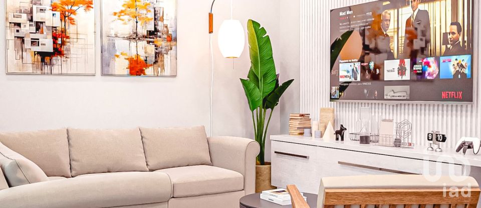 House T3 in Caniço of 185 m²