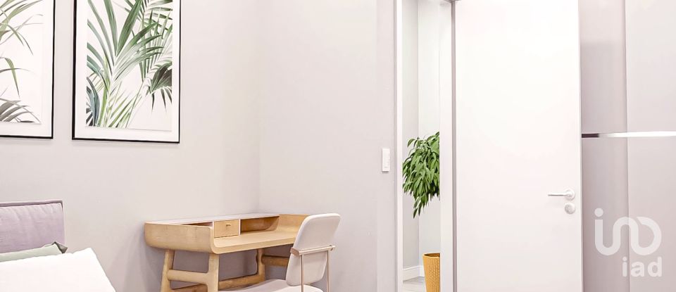 House T3 in Caniço of 185 m²