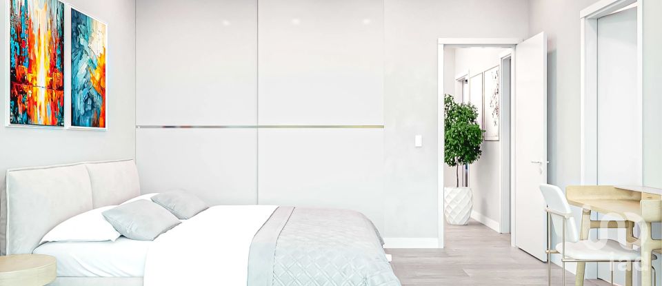 House T3 in Caniço of 185 m²