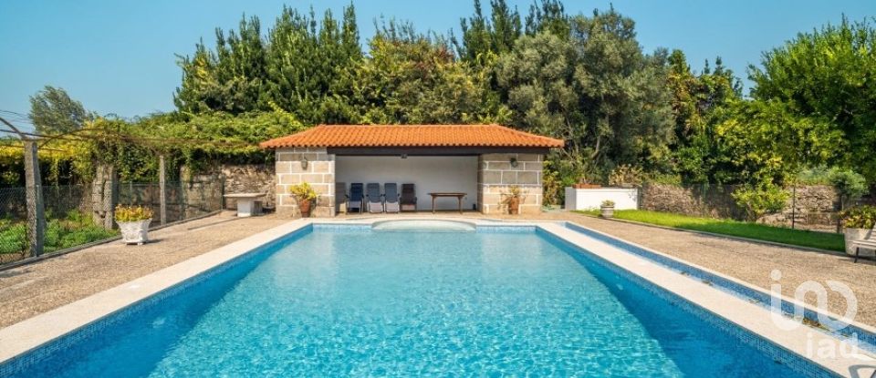 Ferme T10 à Ferreiros, Prozelo E Besteiros de 976 m²