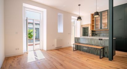 Apartment T3 in Campolide of 103 m²