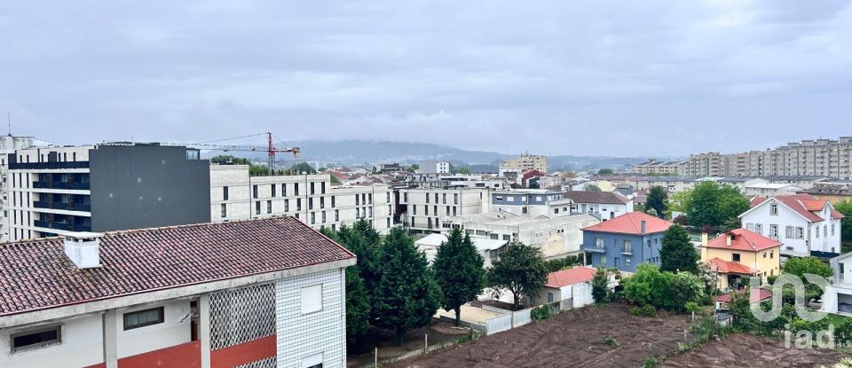 Apartment T3 in Barcelos, Vila Boa e Vila Frescainha (São Martinho e São Pedro) of 96 m²