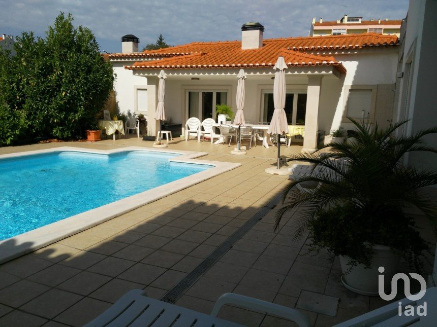 Traditional house T5 in Nossa Senhora da Piedade of 660 m²