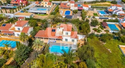 House T4 in Quelfes of 191 m²