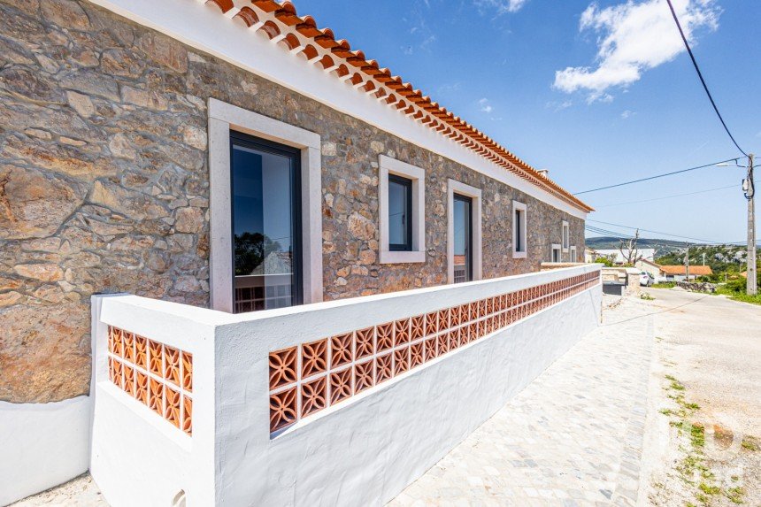 House T3 in Alcobertas of 170 m²