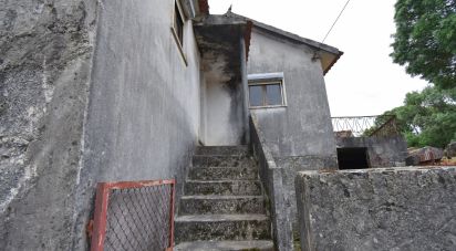 Maison de village T5 à Ansião de 232 m²