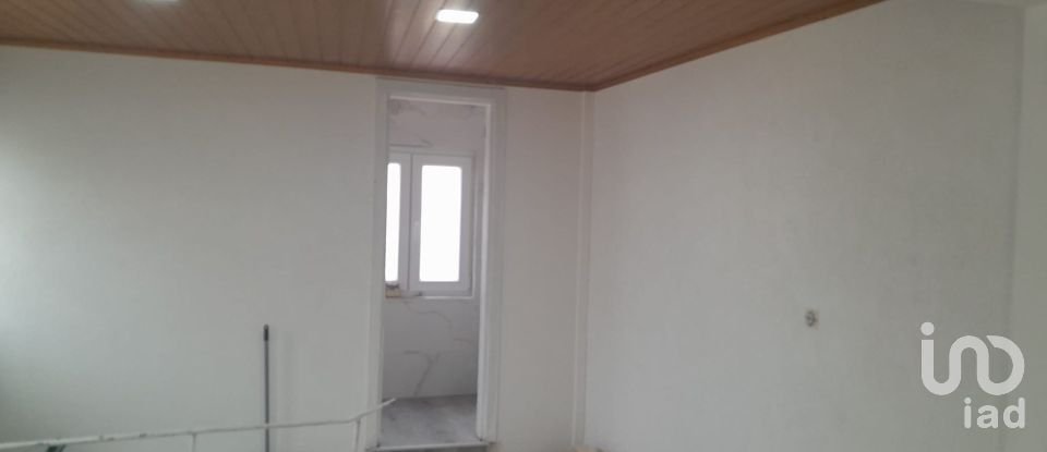 Moradia T3 em Cantar-Galo E Vila Do Carvalho de 140 m²