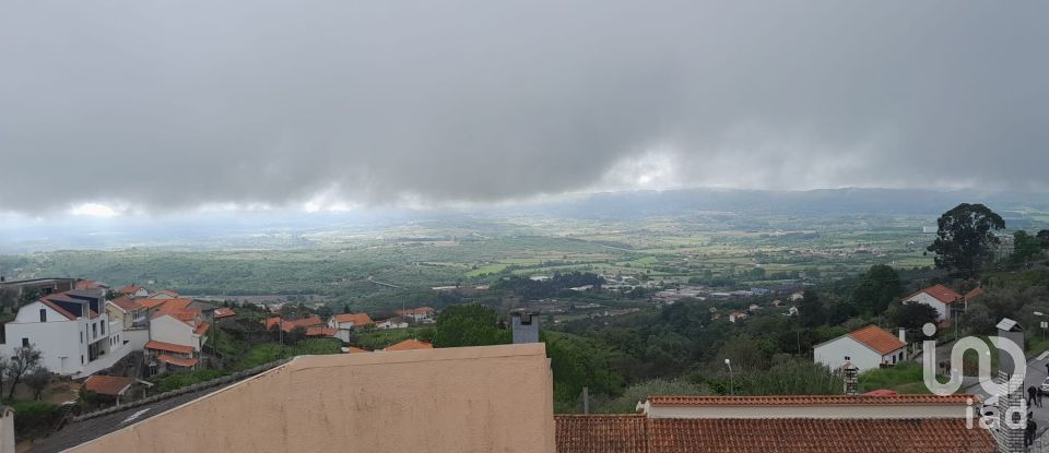 Moradia T3 em Cantar-Galo E Vila Do Carvalho de 140 m²