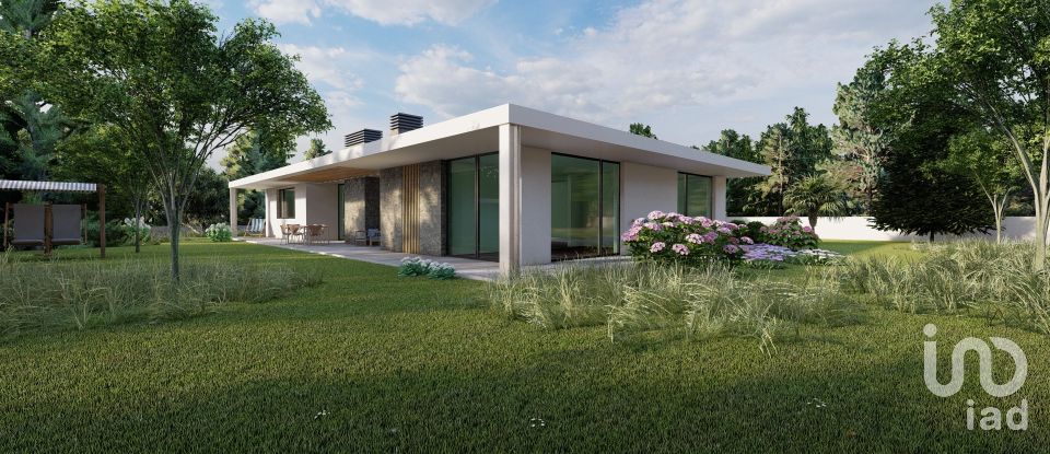 Land in Mouçós e Lamares of 7,141 m²