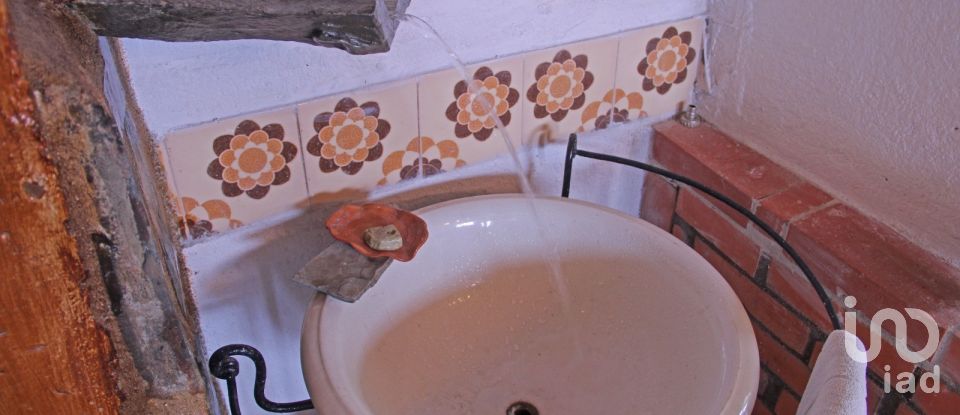 House T5 in Proença-a-Nova e Peral of 400 m²