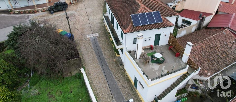 House T5 in Proença-a-Nova e Peral of 400 m²