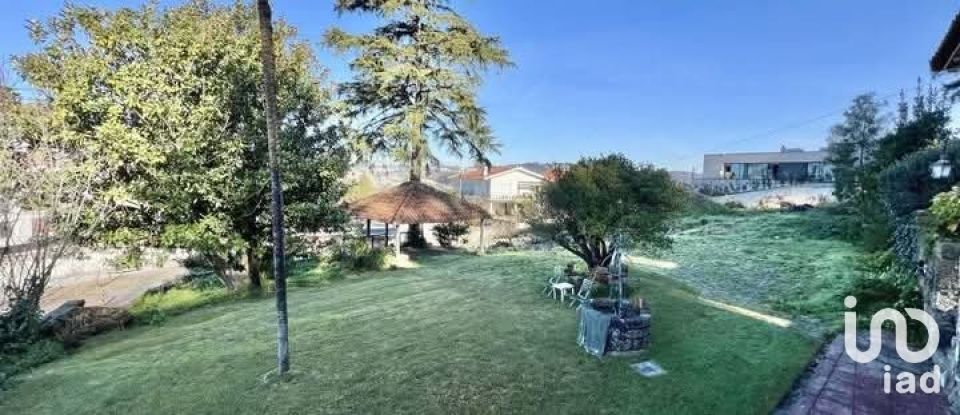 Casa T4 em Antas e Abade de Vermoim de 365 m²