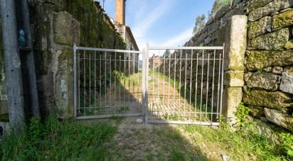 House T0 in Santa Cruz da Trapa e São Cristóvão de Lafões of 210 m²
