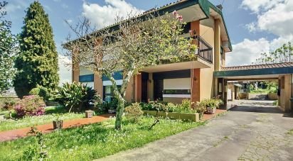 Maison T6 à São joão da madeira de 216 m²