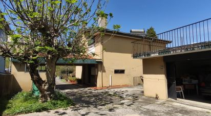 Maison T6 à São joão da madeira de 216 m²