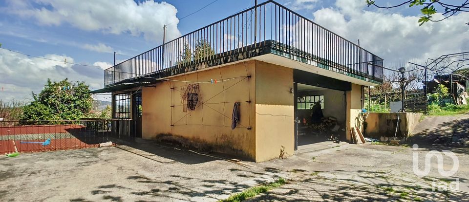 House T6 in São joão da madeira of 216 m²