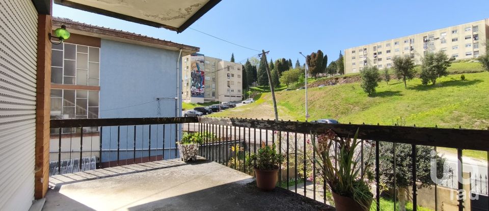 House T6 in São joão da madeira of 216 m²