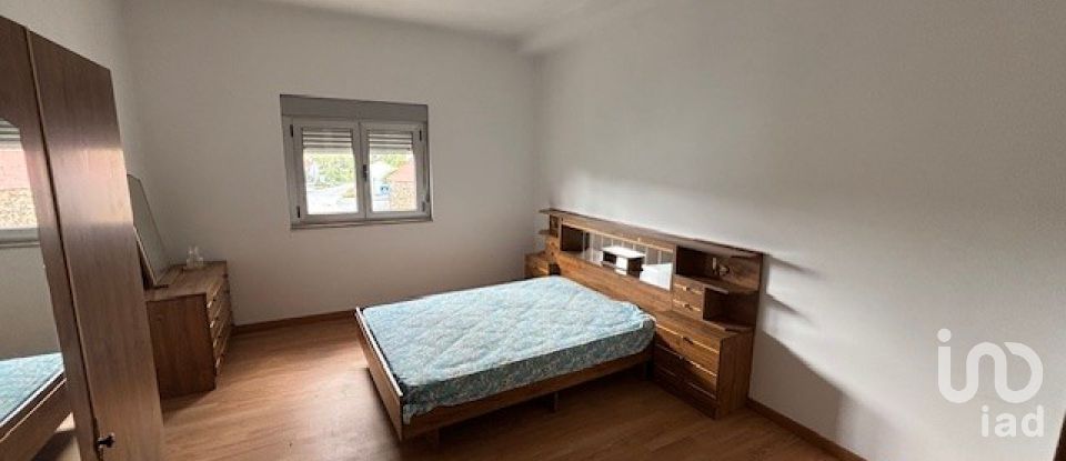 House T5 in Vila de Ala of 206 m²