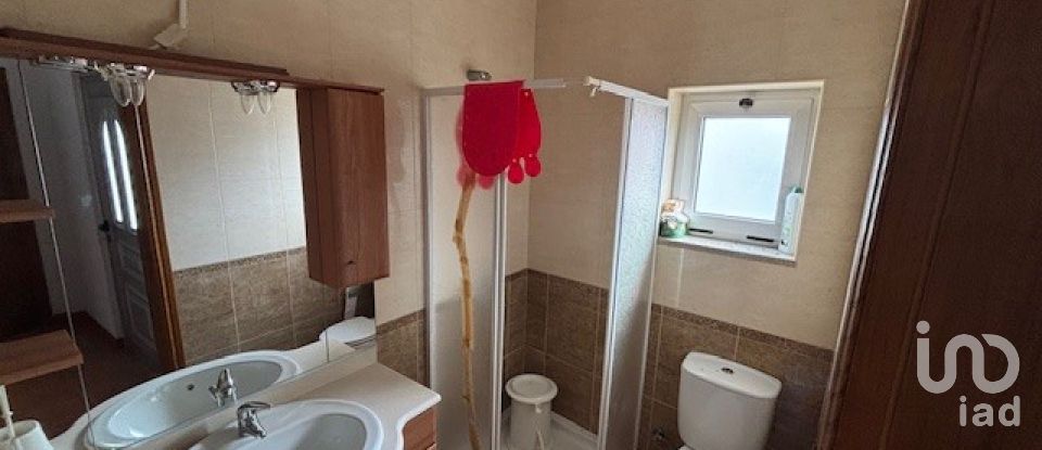 House T5 in Vila de Ala of 206 m²