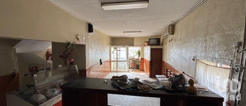 House T5 in Vila de Ala of 206 m²