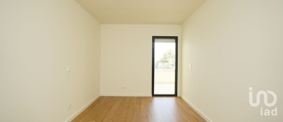 Apartamento T1 em Sesimbra (Santiago) de 105 m²