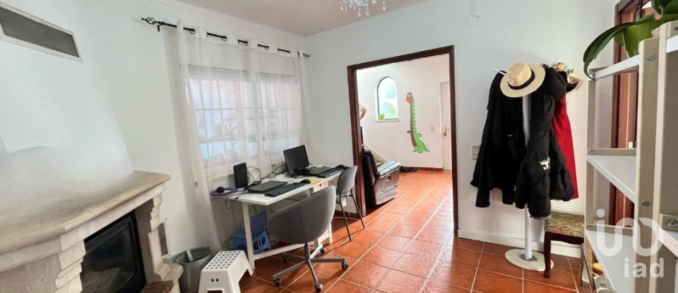 Maison traditionnelle T4 à Serra d'El-Rei de 179 m²