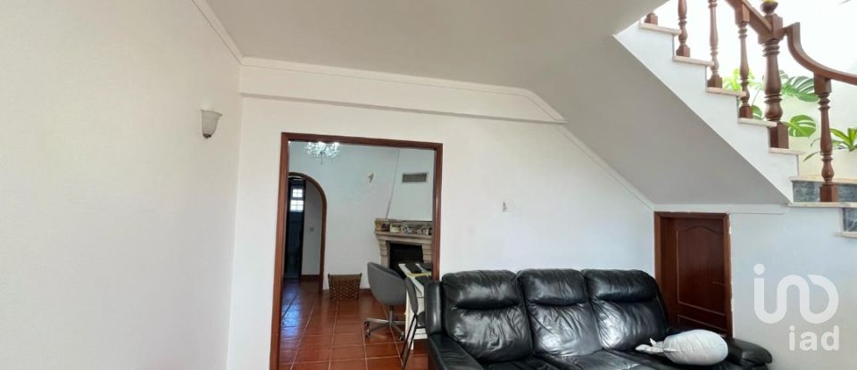 Maison traditionnelle T4 à Serra d'El-Rei de 179 m²