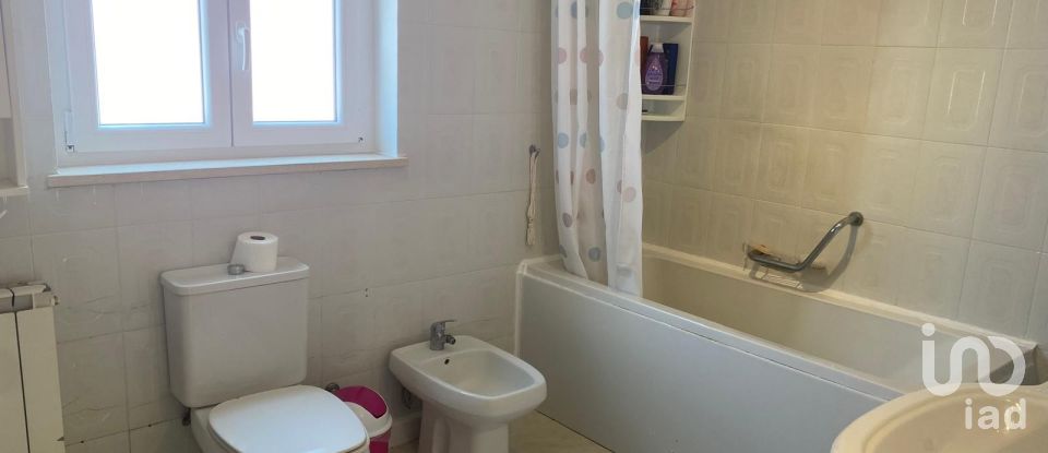 Maison traditionnelle T4 à Serra d'El-Rei de 179 m²