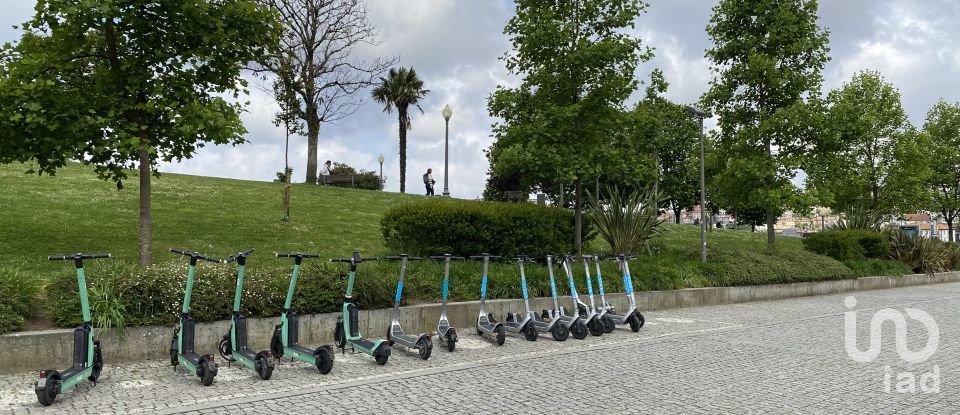 Apartamento T3 em Mafamude e Vilar do Paraíso de 142 m²