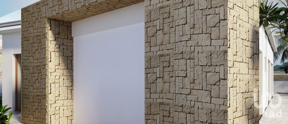 Moradia T3 em Porto Santo de 133 m²