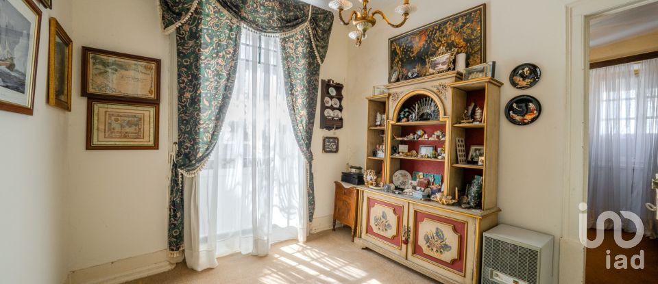 Moradia T7 em Buarcos E São Julião de 177 m²