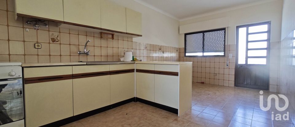 House T6 in Estômbar e Parchal of 204 m²