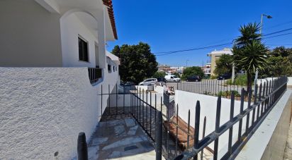 Maison T6 à Estômbar e Parchal de 204 m²