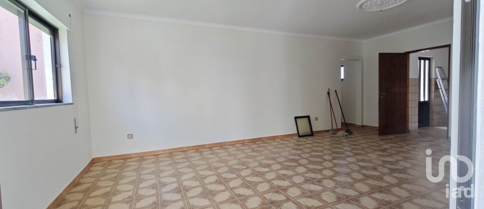 House T6 in Estômbar e Parchal of 204 m²