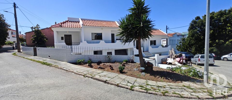 House T6 in Estômbar e Parchal of 204 m²