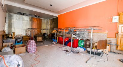 Shop / premises commercial in Barcarena of 100 m²