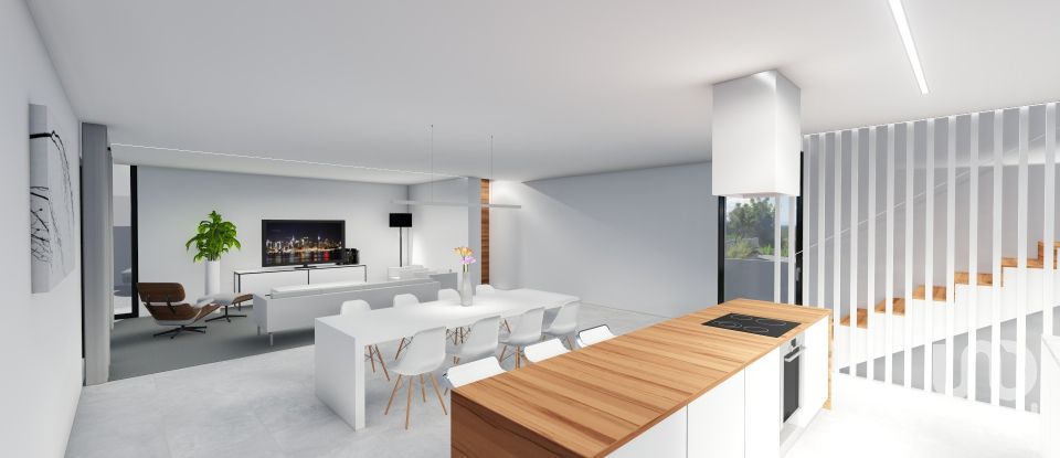 Maison T3 à Loulé (São Sebastião) de 330 m²