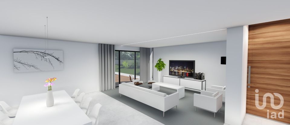 Maison T3 à Loulé (São Sebastião) de 330 m²