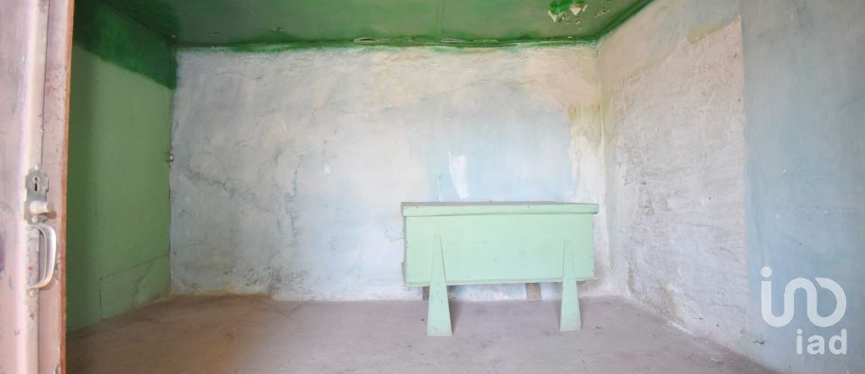 Casa tradicional T3 em São Miguel, Santa Eufémia e Rabaçal de 272 m²