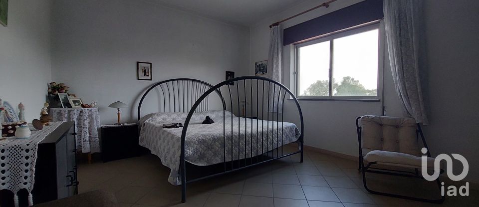 House T6 in Serra d'El-Rei of 252 m²