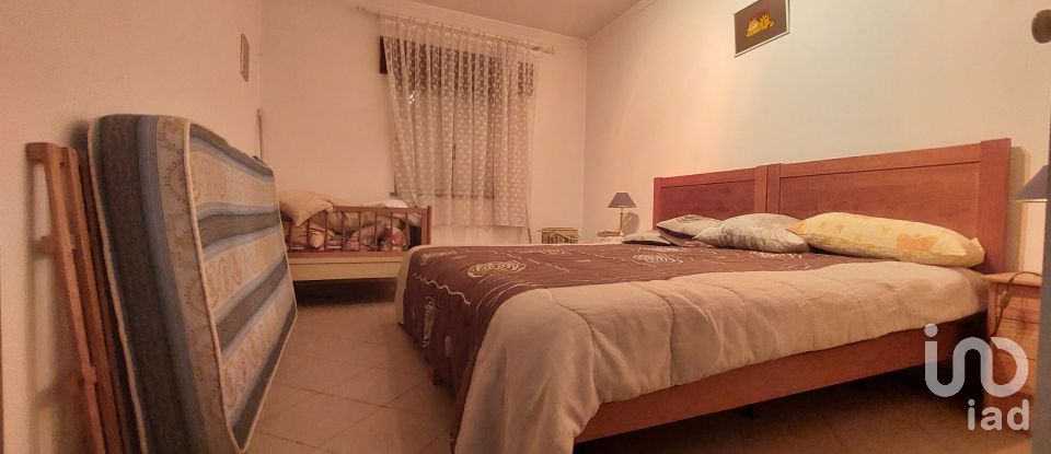 House T6 in Serra d'El-Rei of 252 m²