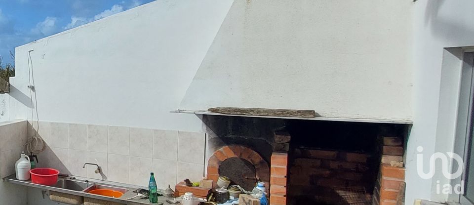 House T6 in Serra d'El-Rei of 252 m²