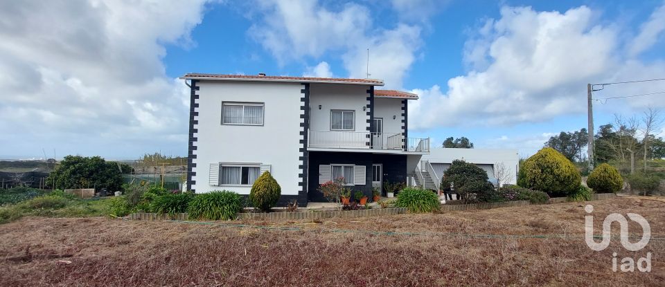 House T6 in Serra d'El-Rei of 252 m²