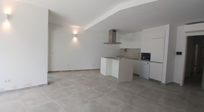 Apartment T3 in Faro (Sé e São Pedro) of 148 m²